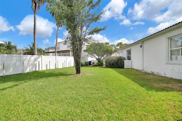 15982 NW 12th Ct, Pembroke Pines, FL 33028