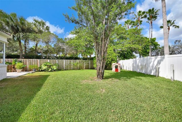 15982 NW 12th Ct, Pembroke Pines, FL 33028