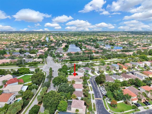 15982 NW 12th Ct, Pembroke Pines, FL 33028