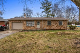 1502 Powers Lane, Champaign, IL 61821