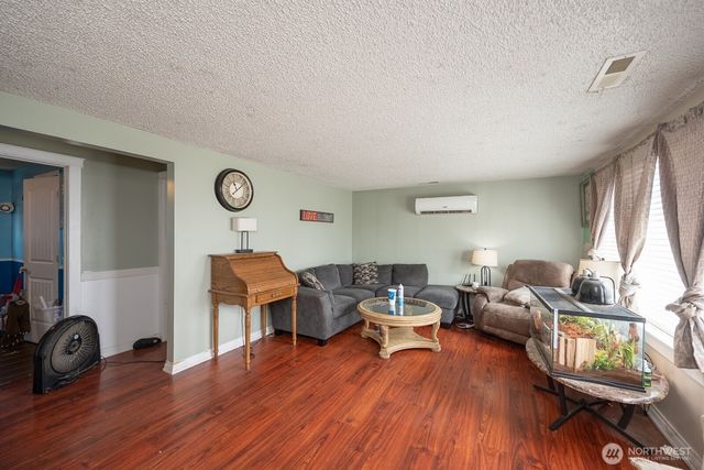 140 W Northshore Drive, Moses Lake, WA 98837