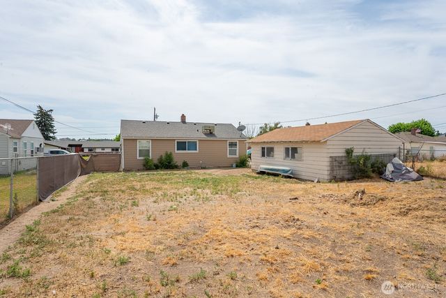 140 W Northshore Drive, Moses Lake, WA 98837