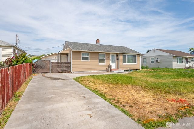 140 W Northshore Drive, Moses Lake, WA 98837