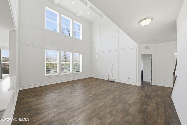 3 Cairnes Lane, East Brunswick, NJ 08816