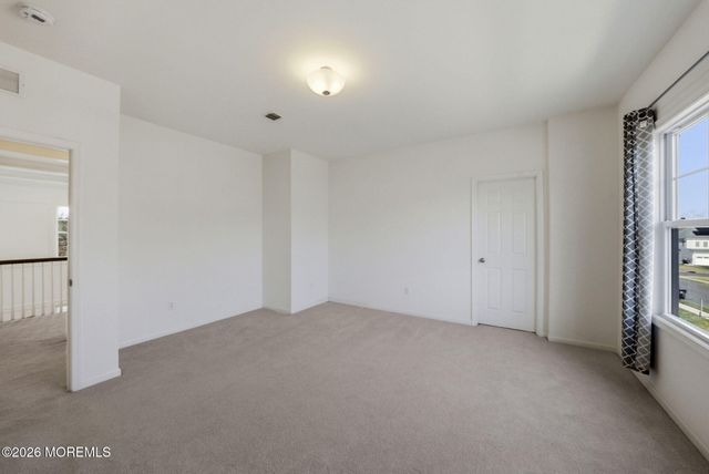 3 Cairnes Lane, East Brunswick, NJ 08816