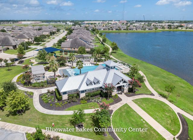 18710 Lynnwood Crest Lane, Manvel, TX 77578