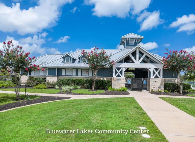 18710 Lynnwood Crest Lane, Manvel, TX 77578