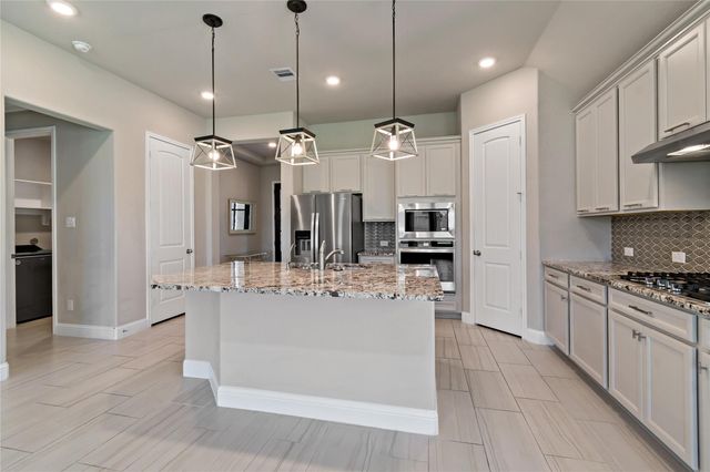 18710 Lynnwood Crest Lane, Manvel, TX 77578