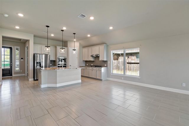 18710 Lynnwood Crest Lane, Manvel, TX 77578