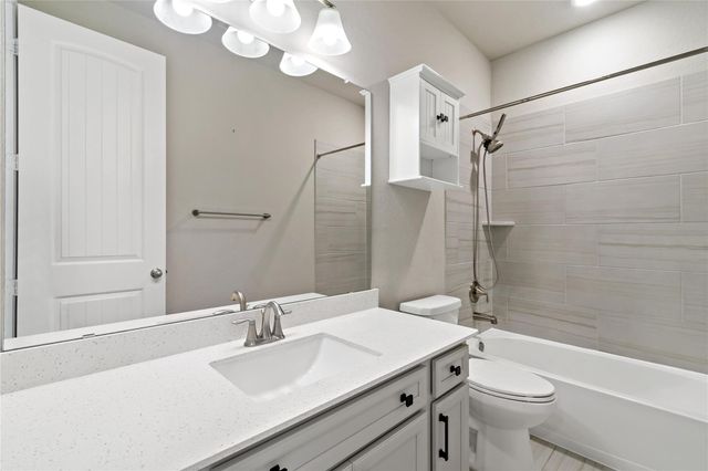 18710 Lynnwood Crest Lane, Manvel, TX 77578