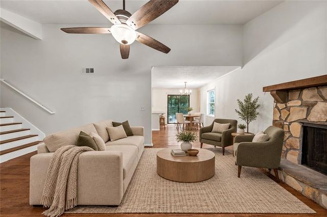 1887 Merry Oak Court SW, Marietta, GA 30008