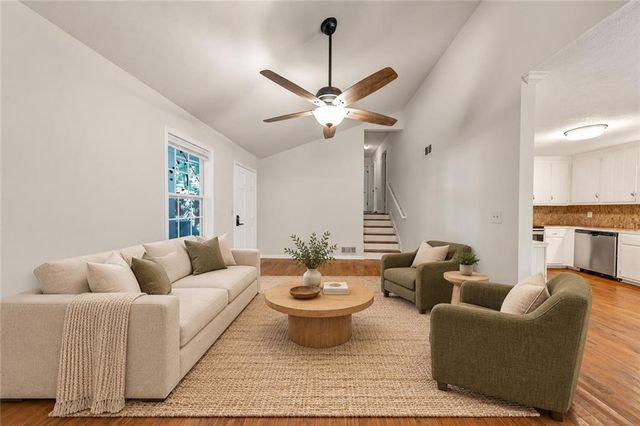 1887 Merry Oak Court SW, Marietta, GA 30008