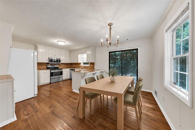 1887 Merry Oak Court SW, Marietta, GA 30008