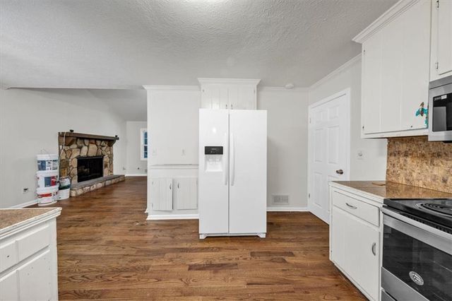 1887 Merry Oak Court SW, Marietta, GA 30008