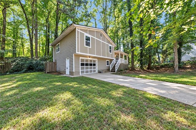 1887 Merry Oak Court SW, Marietta, GA 30008
