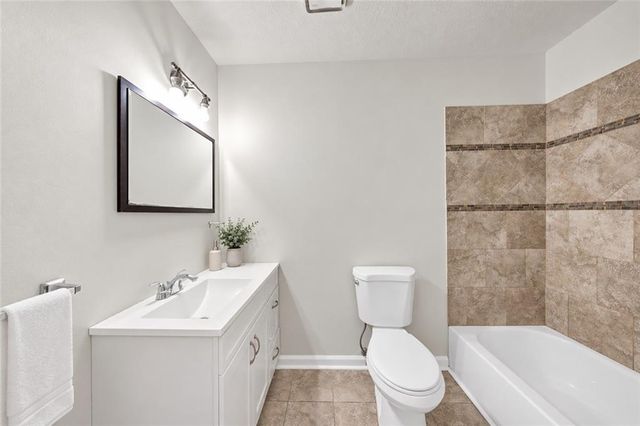 1887 Merry Oak Court SW, Marietta, GA 30008