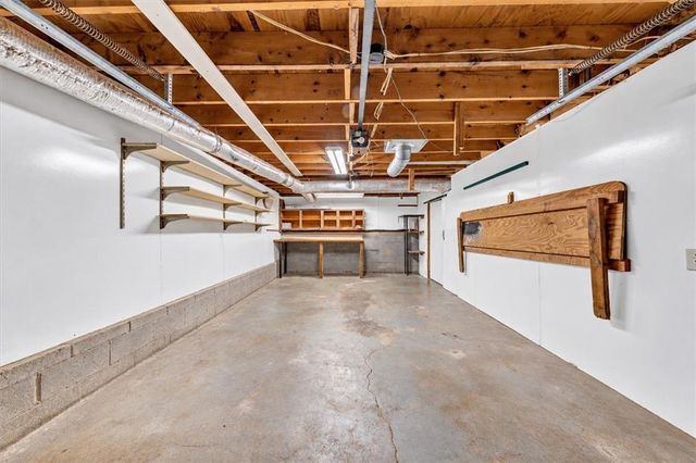 1887 Merry Oak Court SW, Marietta, GA 30008