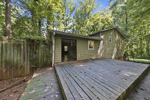 1887 Merry Oak Court SW, Marietta, GA 30008
