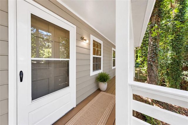 1887 Merry Oak Court SW, Marietta, GA 30008