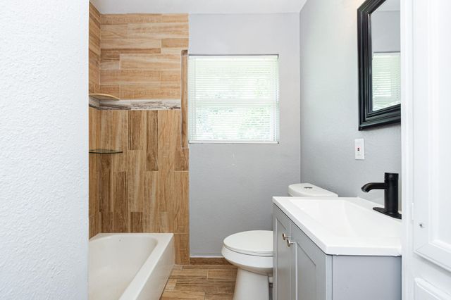 802 Mobile Drive, Pasadena, TX 77506