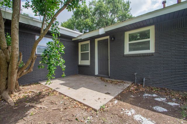 802 Mobile Drive, Pasadena, TX 77506