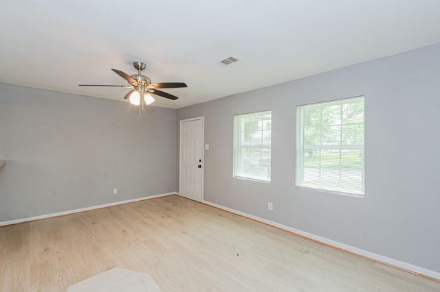 802 Mobile Drive, Pasadena, TX 77506