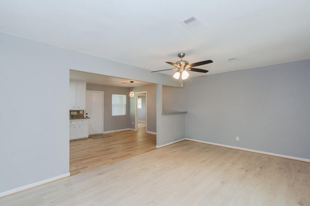 802 Mobile Drive, Pasadena, TX 77506