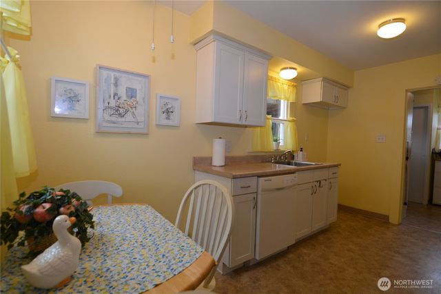 1605 7th Avenue, Longview, WA 98632