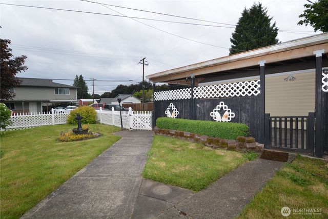 1605 7th Avenue, Longview, WA 98632