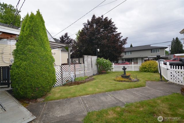 1605 7th Avenue, Longview, WA 98632