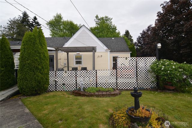 1605 7th Avenue, Longview, WA 98632