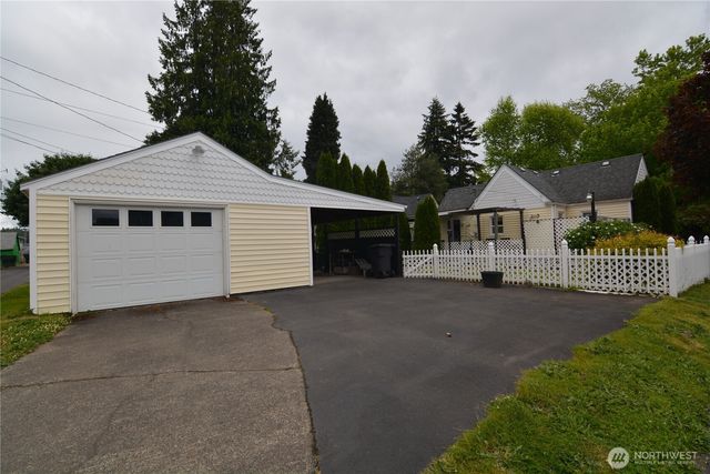 1605 7th Avenue, Longview, WA 98632