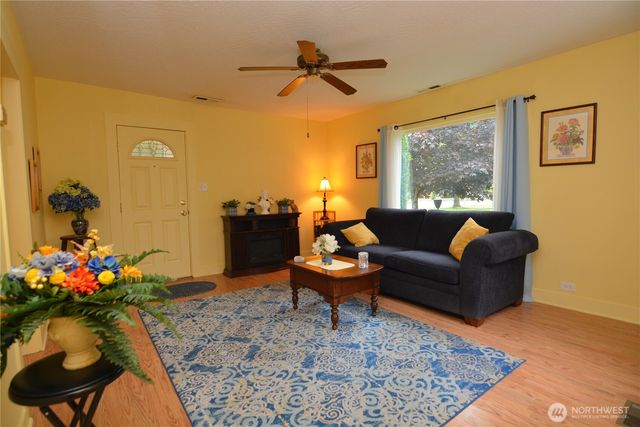 1605 7th Avenue, Longview, WA 98632