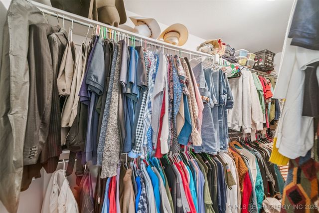 13004 E 122nd Place N, Owasso, OK 74021