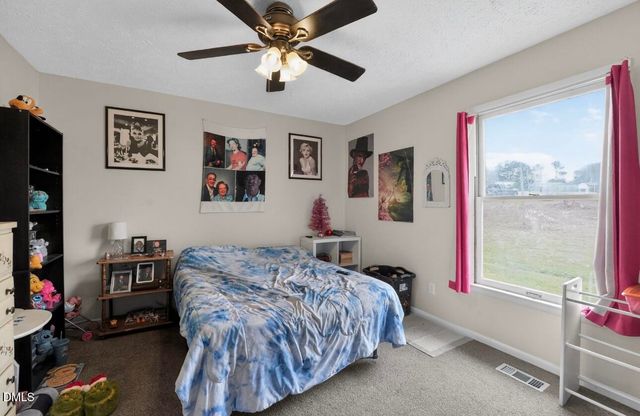 222 Old Gate Road, Fayetteville, NC 28314