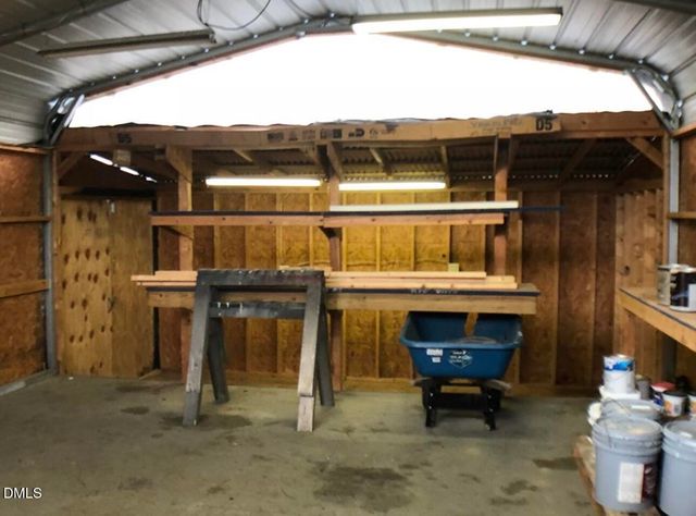 222 Old Gate Road, Fayetteville, NC 28314