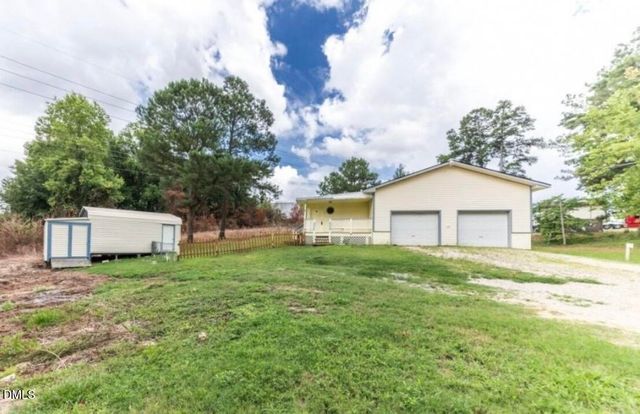 222 Old Gate Road, Fayetteville, NC 28314