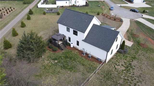 128 Lavender Farm Trail, Advance, NC 27006