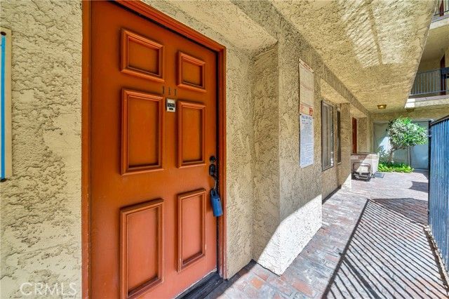 21219 Roscoe Blvd. 111, Canoga Park (los Angeles), CA 91304