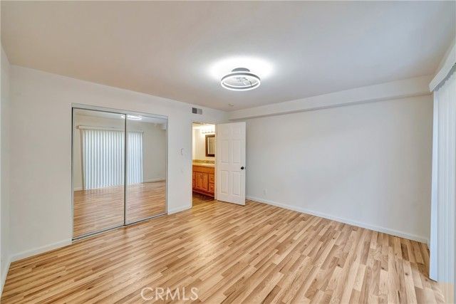 21219 Roscoe Blvd. 111, Canoga Park (los Angeles), CA 91304