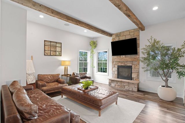 1044 Diane LANE, Indiana Twp, PA 15024