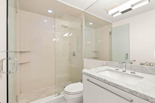 1000 Venetian Way 105, Miami, FL 33139