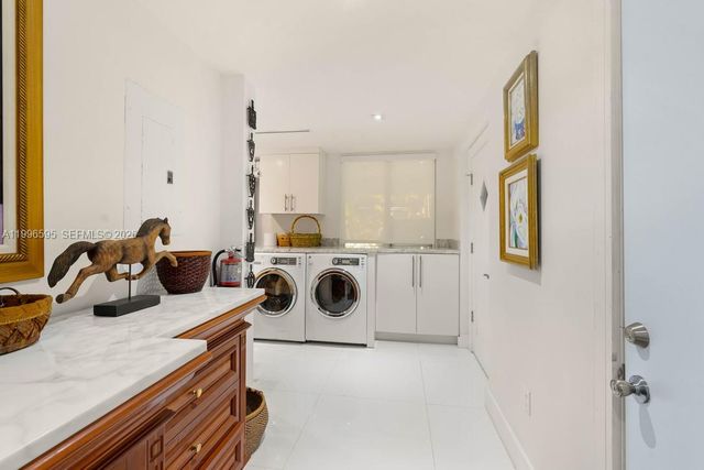 1000 Venetian Way 105, Miami, FL 33139