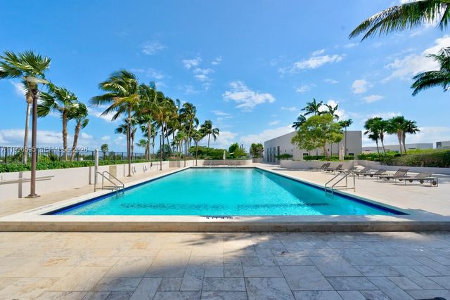 1000 Venetian Way 105, Miami, FL 33139