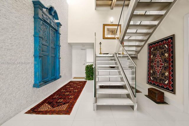 1000 Venetian Way 105, Miami, FL 33139