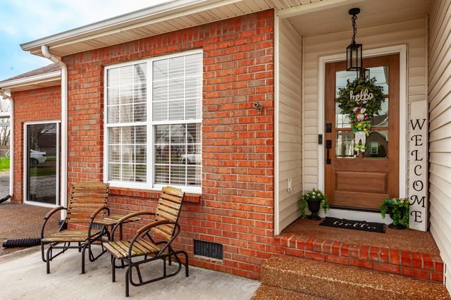 123 Megann Dr, Portland, TN 37148