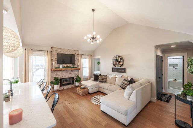 123 Megann Dr, Portland, TN 37148