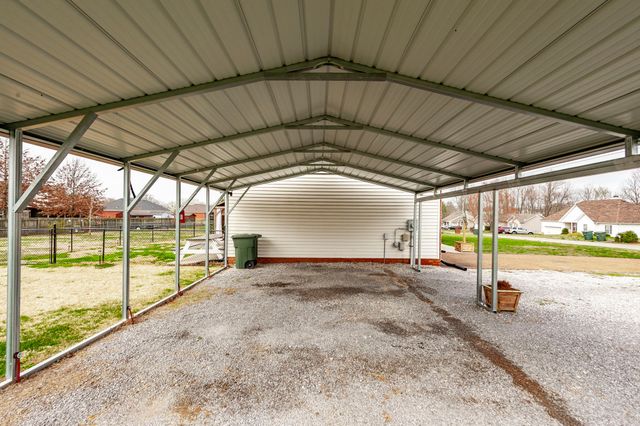 123 Megann Dr, Portland, TN 37148