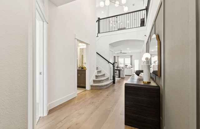 708 Brozgold Avenue, Midlothian, TX 76065