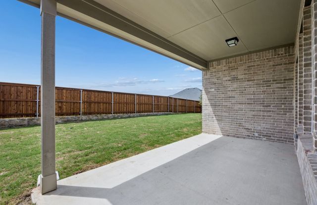 708 Brozgold Avenue, Midlothian, TX 76065